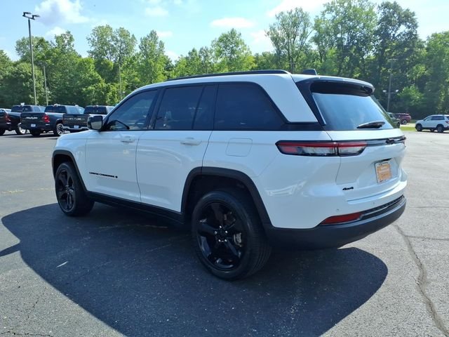Certified Used 2023 Bright White Clearcoat Jeep Altitude X image 5
