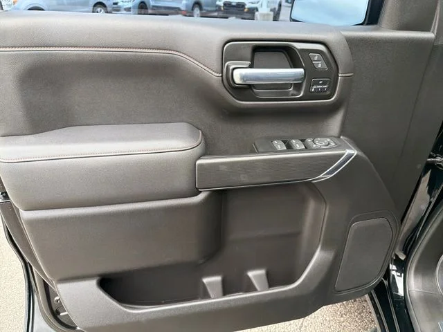 Used 2021 Black GMC AT4 image 15