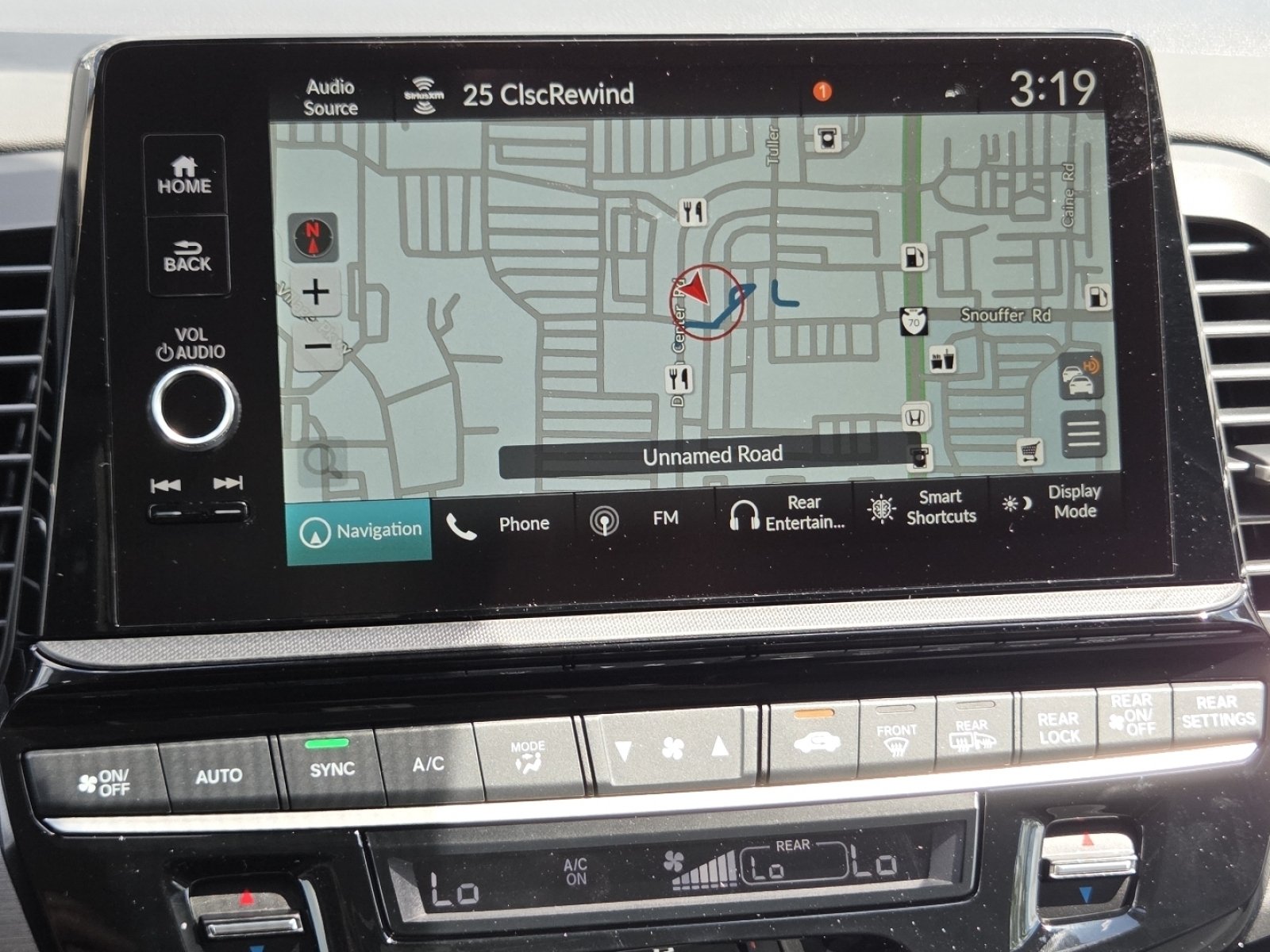 New 2026 Platinum White Pearl Honda Touring image 4