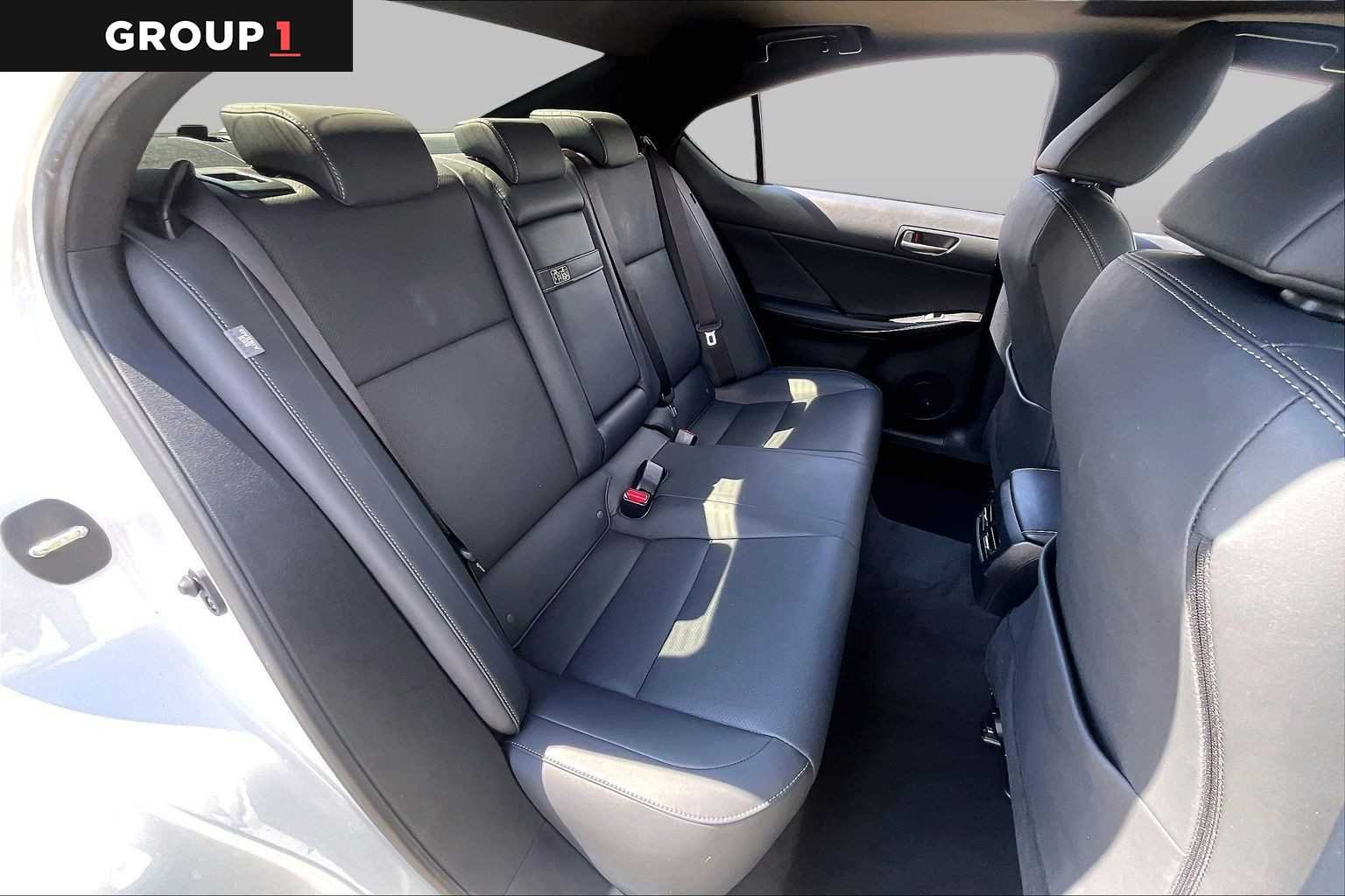 Certified Used 2024 Eminent White Pearl Lexus  image 17