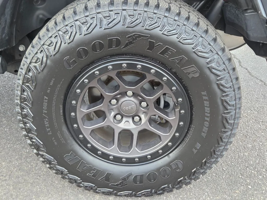 Used 2022 Black Jeep Unlimited High Tide image 12