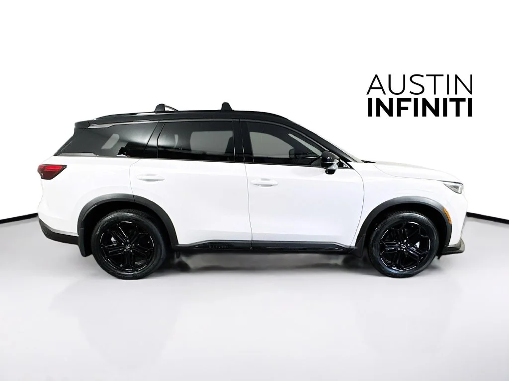 Certified Used 2027 Black INFINITI SPORT image 11