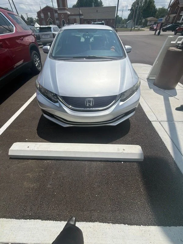 Used 2015  Honda LX image 5