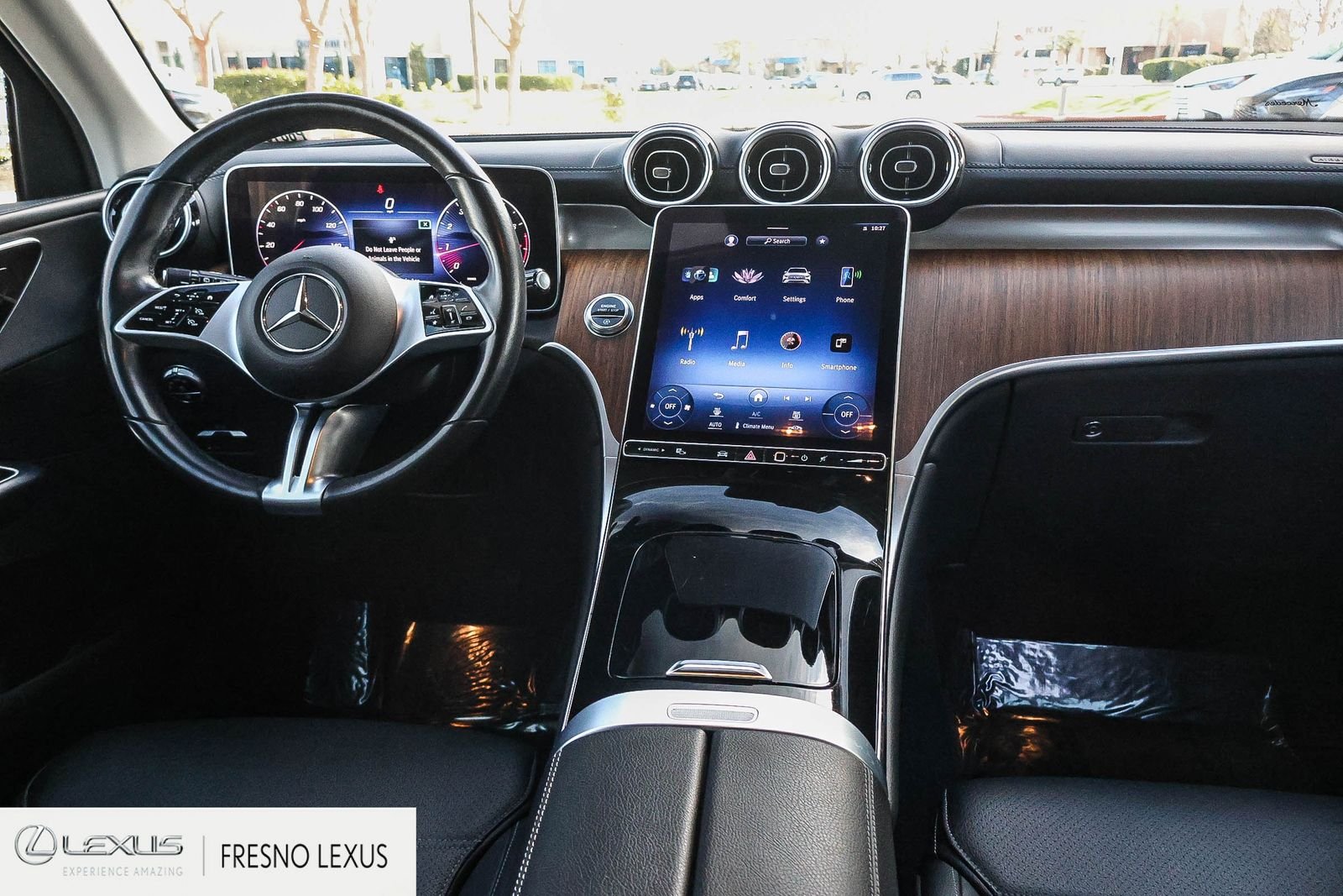 2023 Mercedes-Benz GLC GLC300 - Photo 14