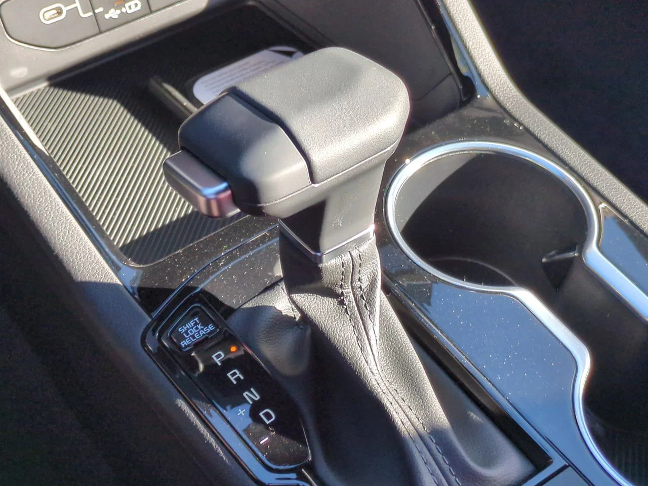 New 2026 Wolf Gray Kia GT-Line AWD image 15