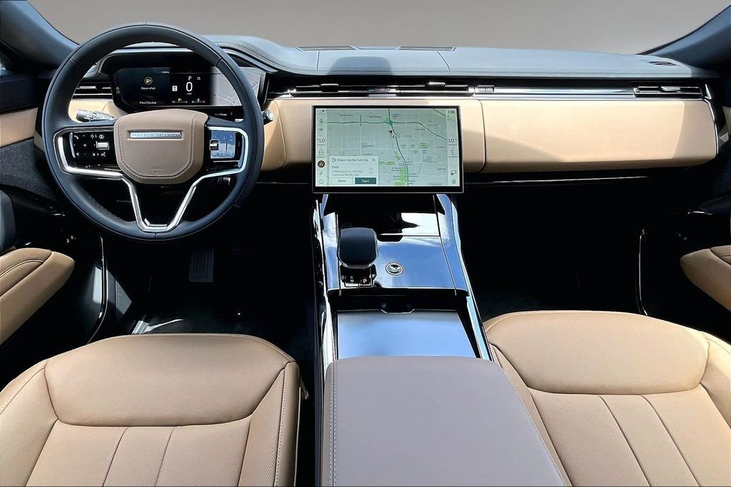 New 2026 Santorini Black LAND ROVER SE image 5