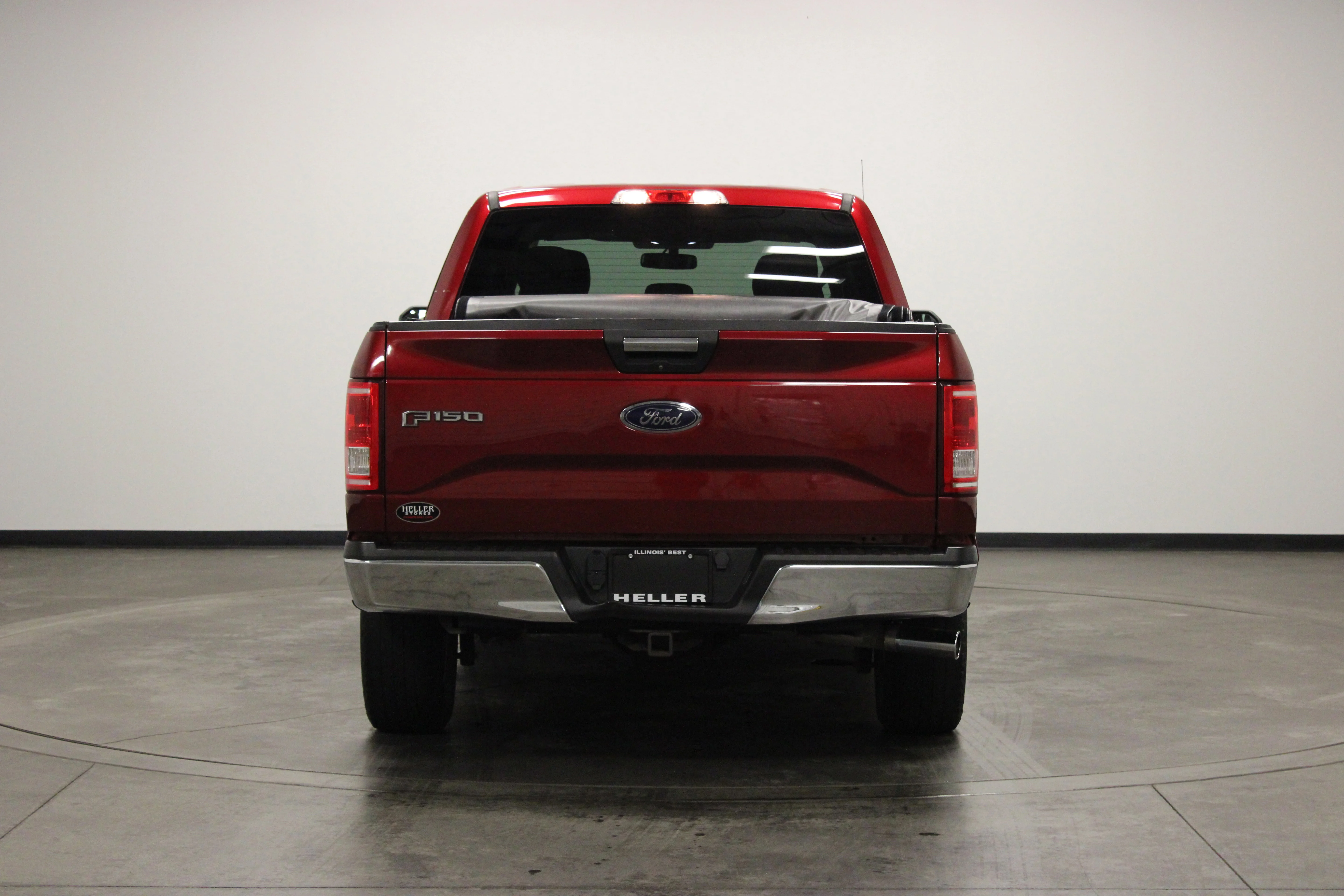 Used 2016 Ruby Red Metallic Tinted Clearcoat Ford XLT image 7