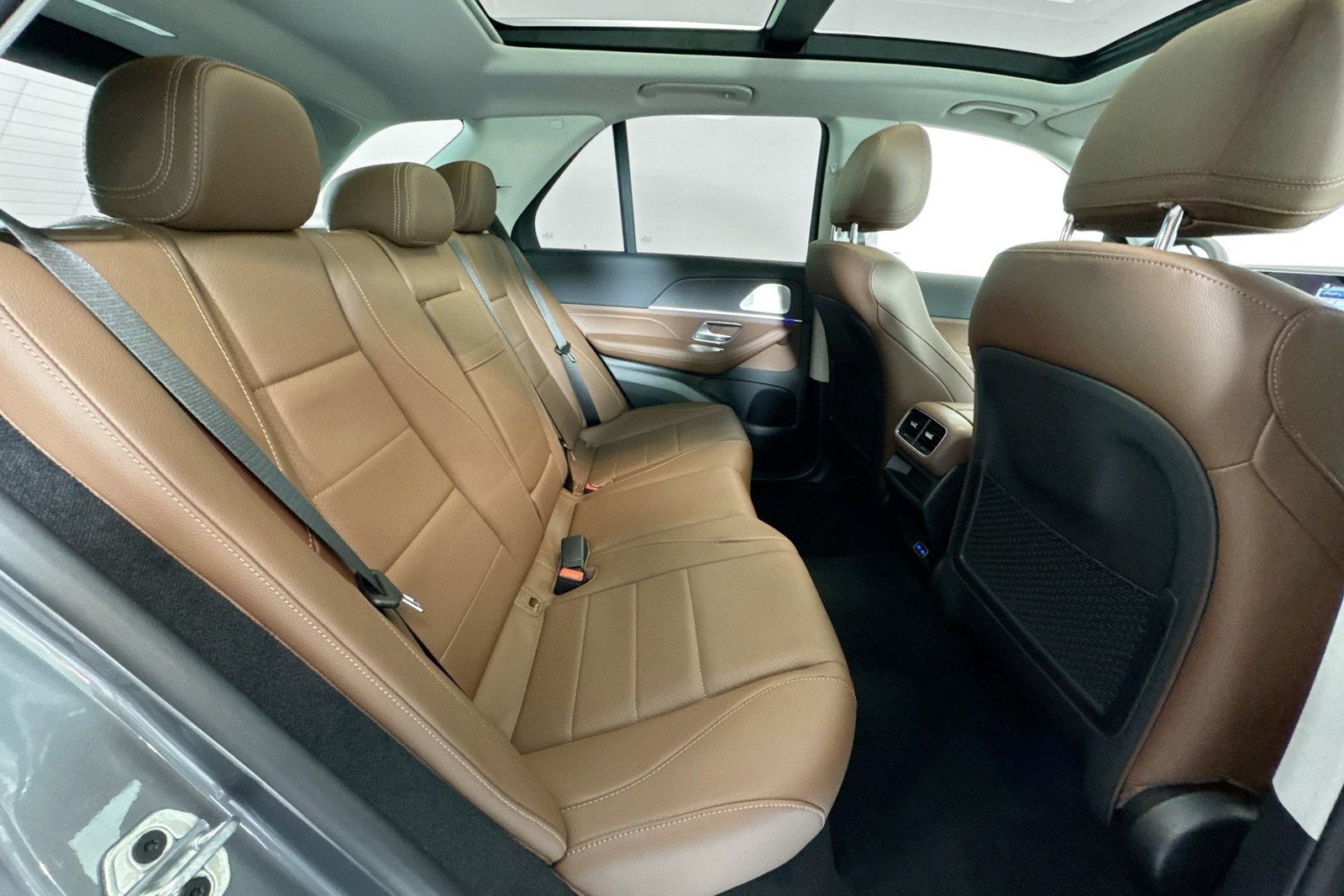 New 2026 Selenite Grey Metallic Mercedes-Benz GLE 450 image 25