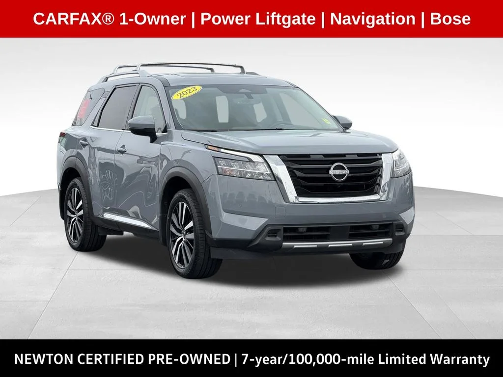 2024 Nissan Pathfinder Platinum 2WD's photo