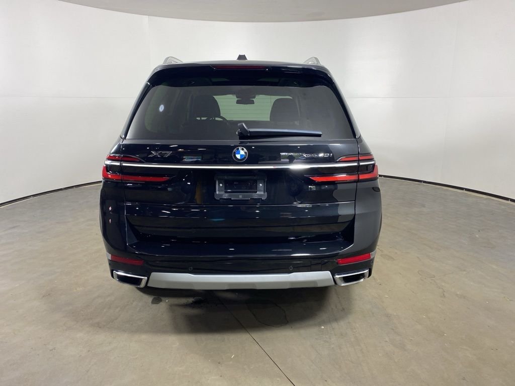 Used 2023 Black Sapphire Metallic BMW xDrive40i image 6