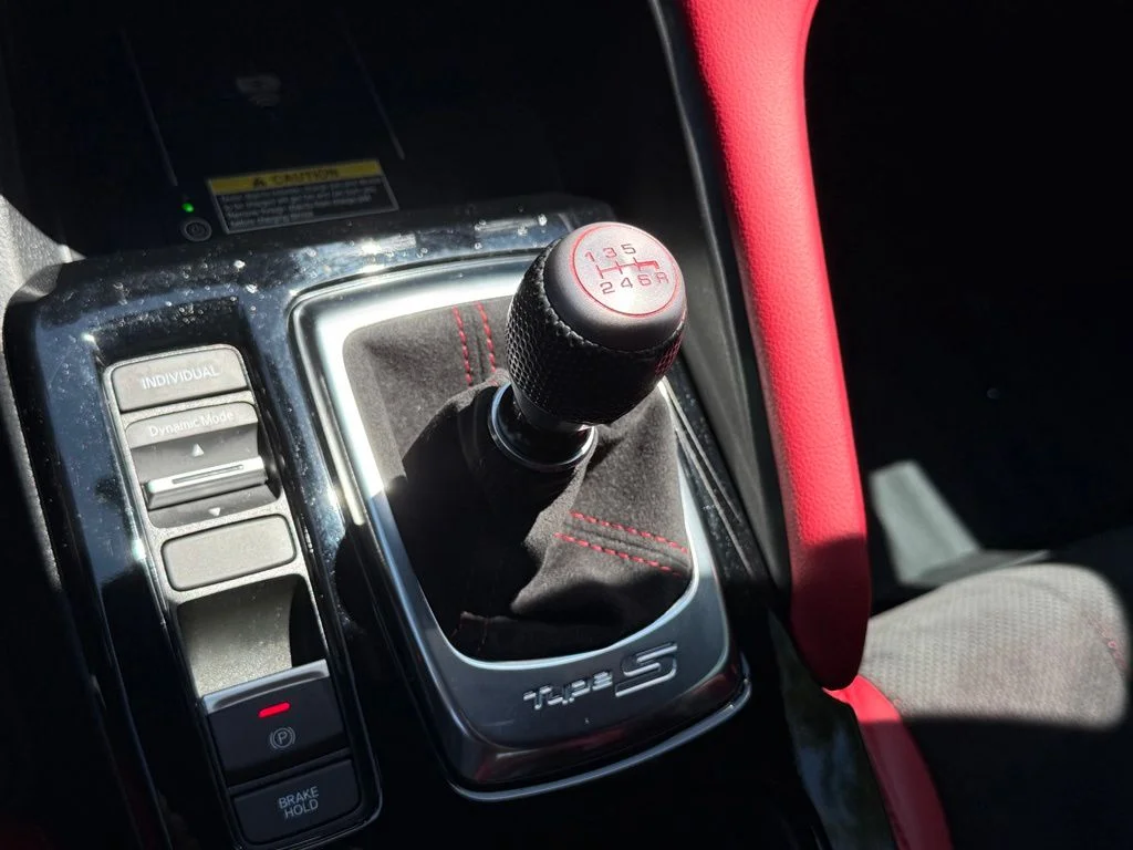 Used 2024 Liquid Carbon Metallic Acura Type S image 26