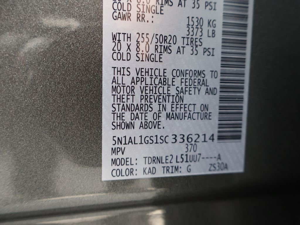 Used 2025 Graphite Shadow INFINITI Sensory image 43