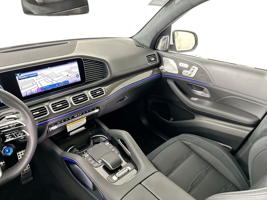 New 2026 MANUFAKTUR Moonlight White Metallic Mercedes-Benz GLS 63 AMG® image 25