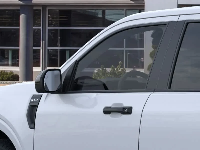New 2026 Space White Metallic Ford XLT image 21