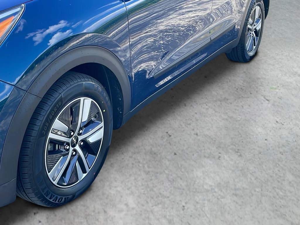 Used 2022 Blue Kia LXS image 43