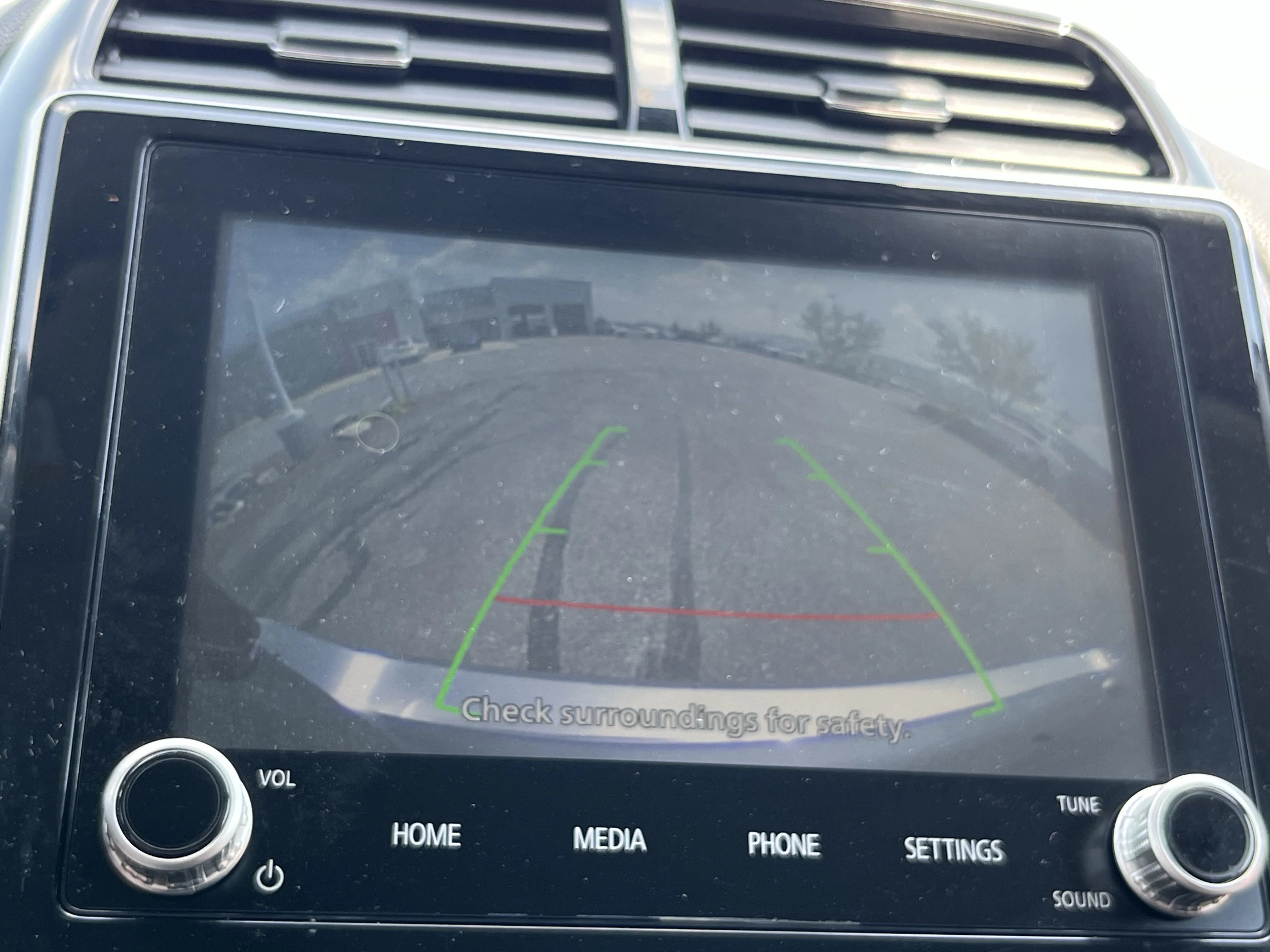 Used 2020 Alloy Silver Metallic Mitsubishi  image 31