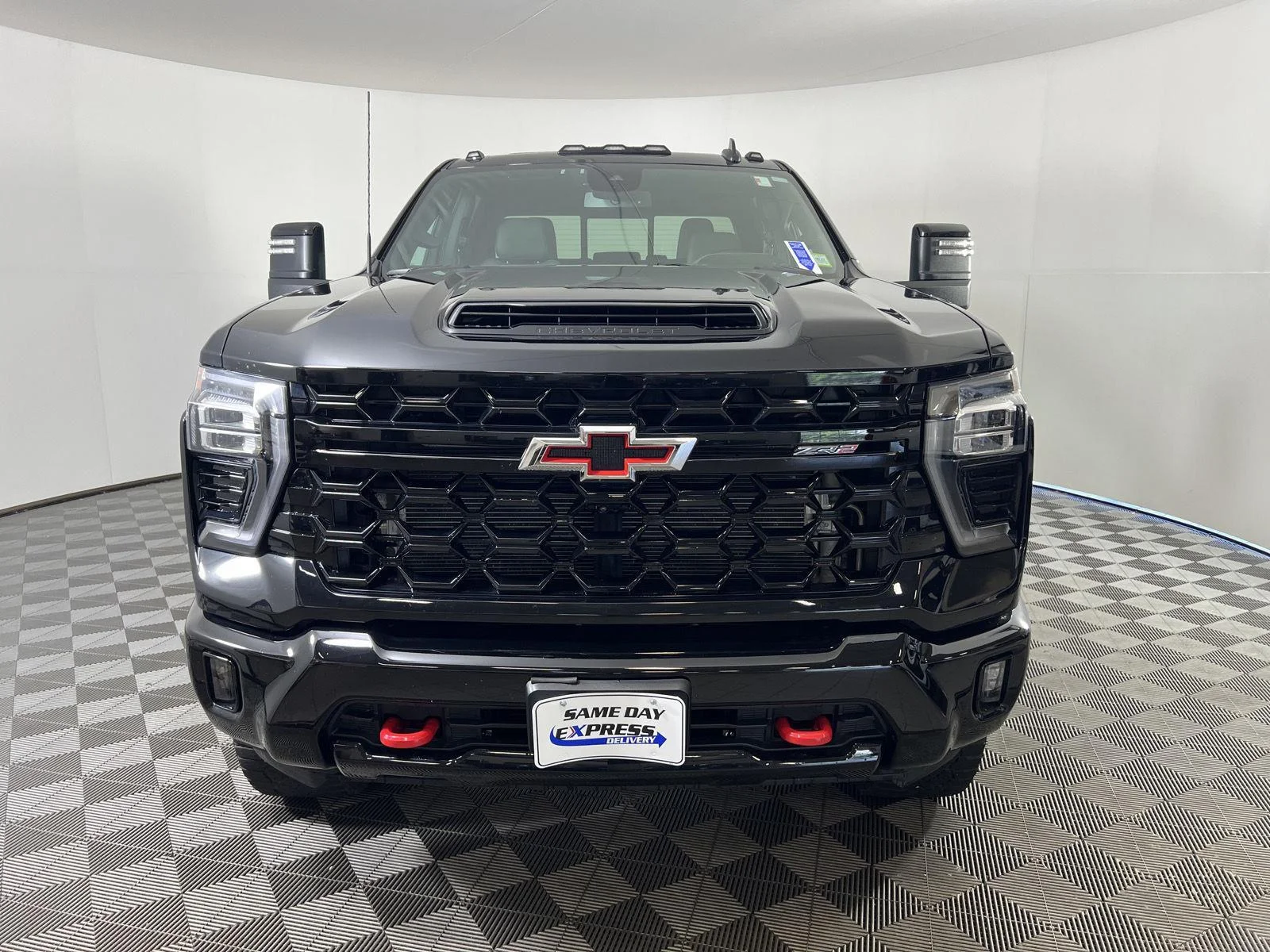 Used 2024 Black Chevrolet ZR2 image 33