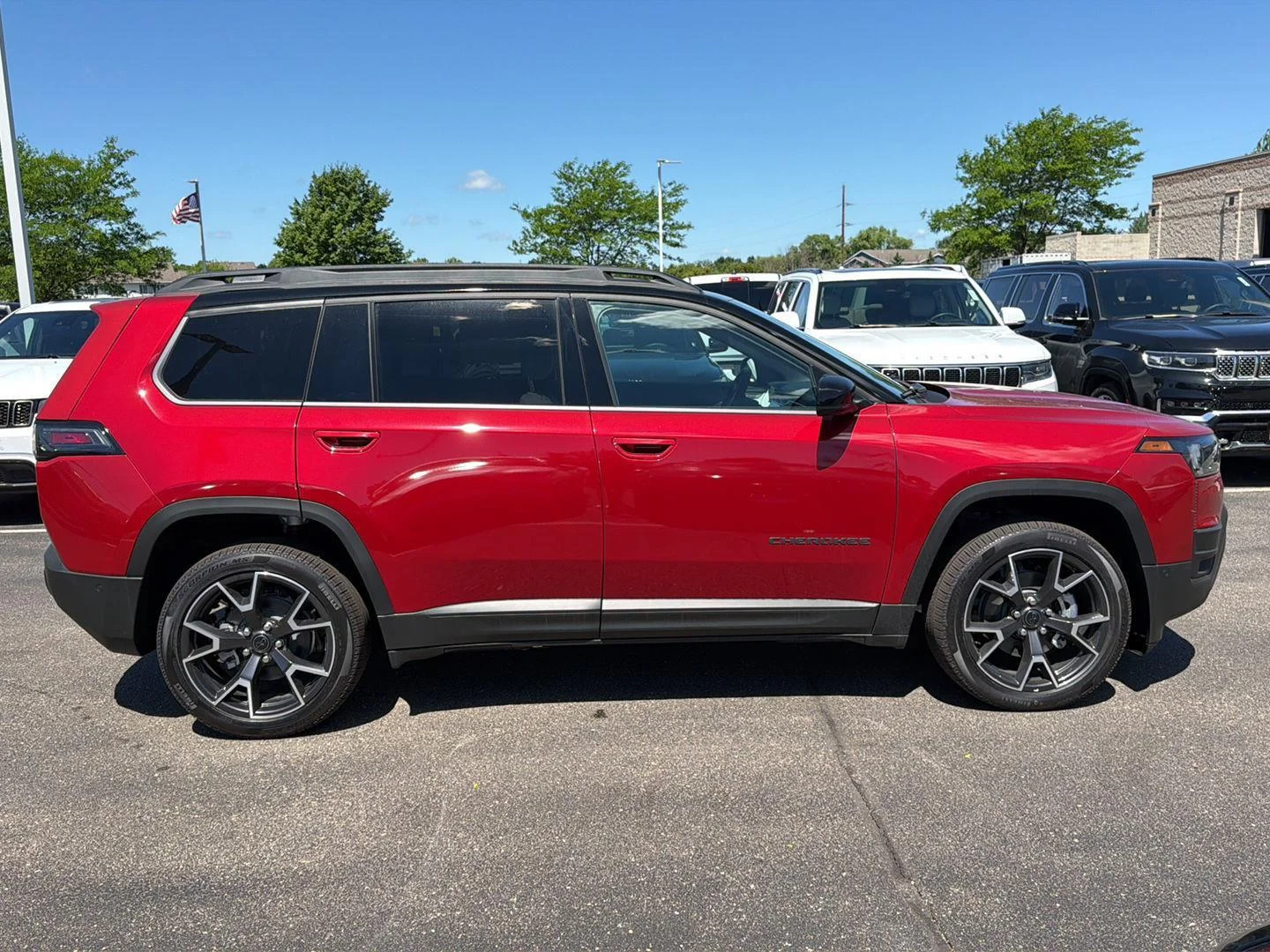 New 2026 Red Hot Pearl-Coat Exterior Paint Jeep Overland image 8