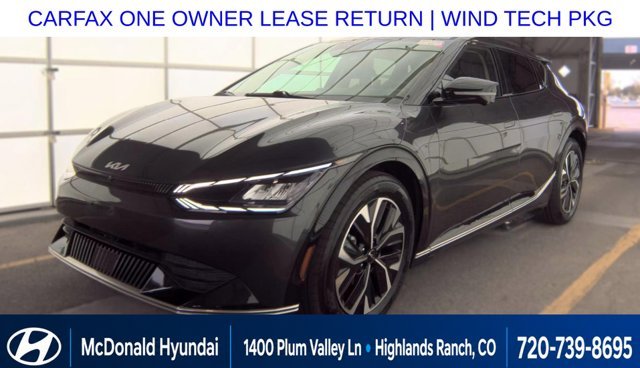 Used 2024 Gray Kia Wind image 1