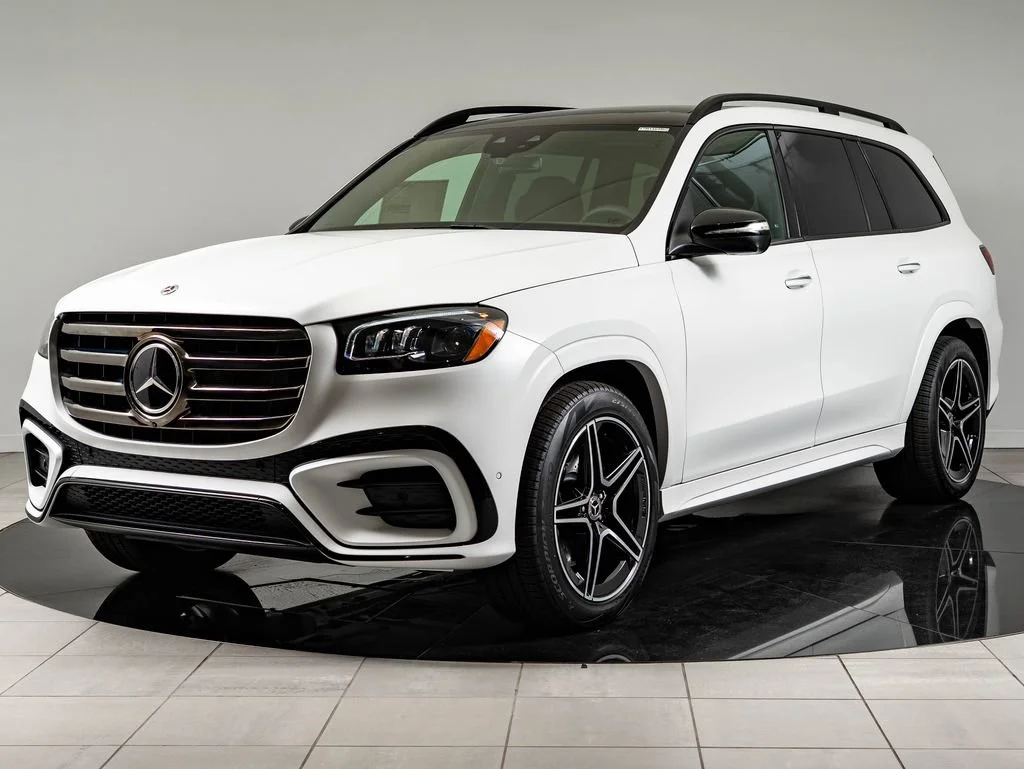 New 2026 Moonlight White Mercedes-Benz GLS 450 image 1