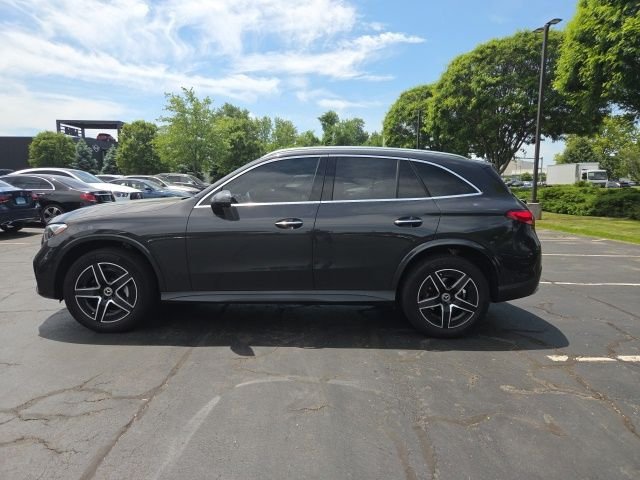 Certified Used 2025 Gray Mercedes-Benz GLC 300 image 4