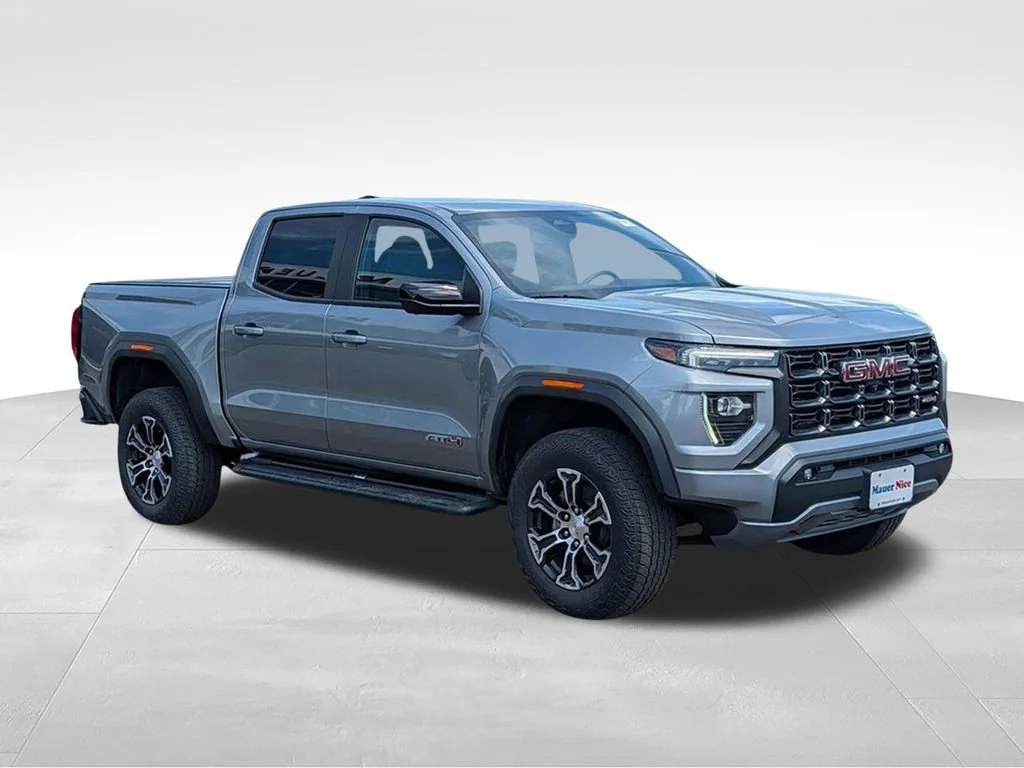 2024 GMC Canyon 4WD AT4 Crew Cab Short Box's photo
