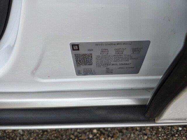 Used 2020 Summit White Buick Essence image 33