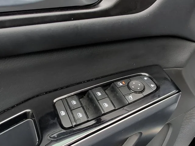 Used 2023 Black Nissan SL image 15