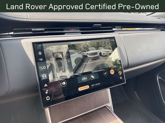 Certified Used 2025 Santorini Black Land Rover SE image 17