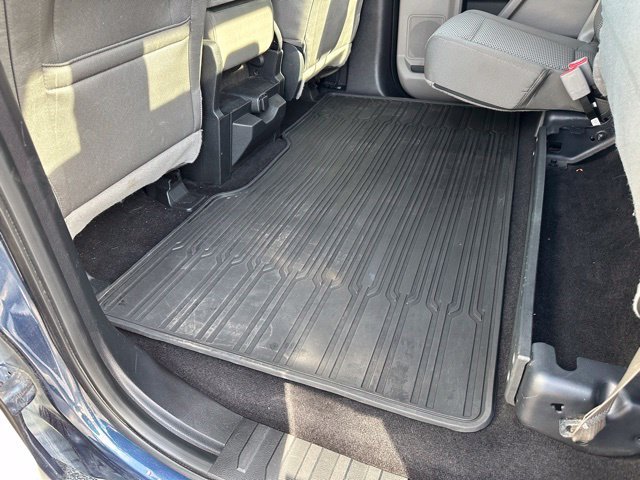 Used 2016 Blue Ford XLT image 22