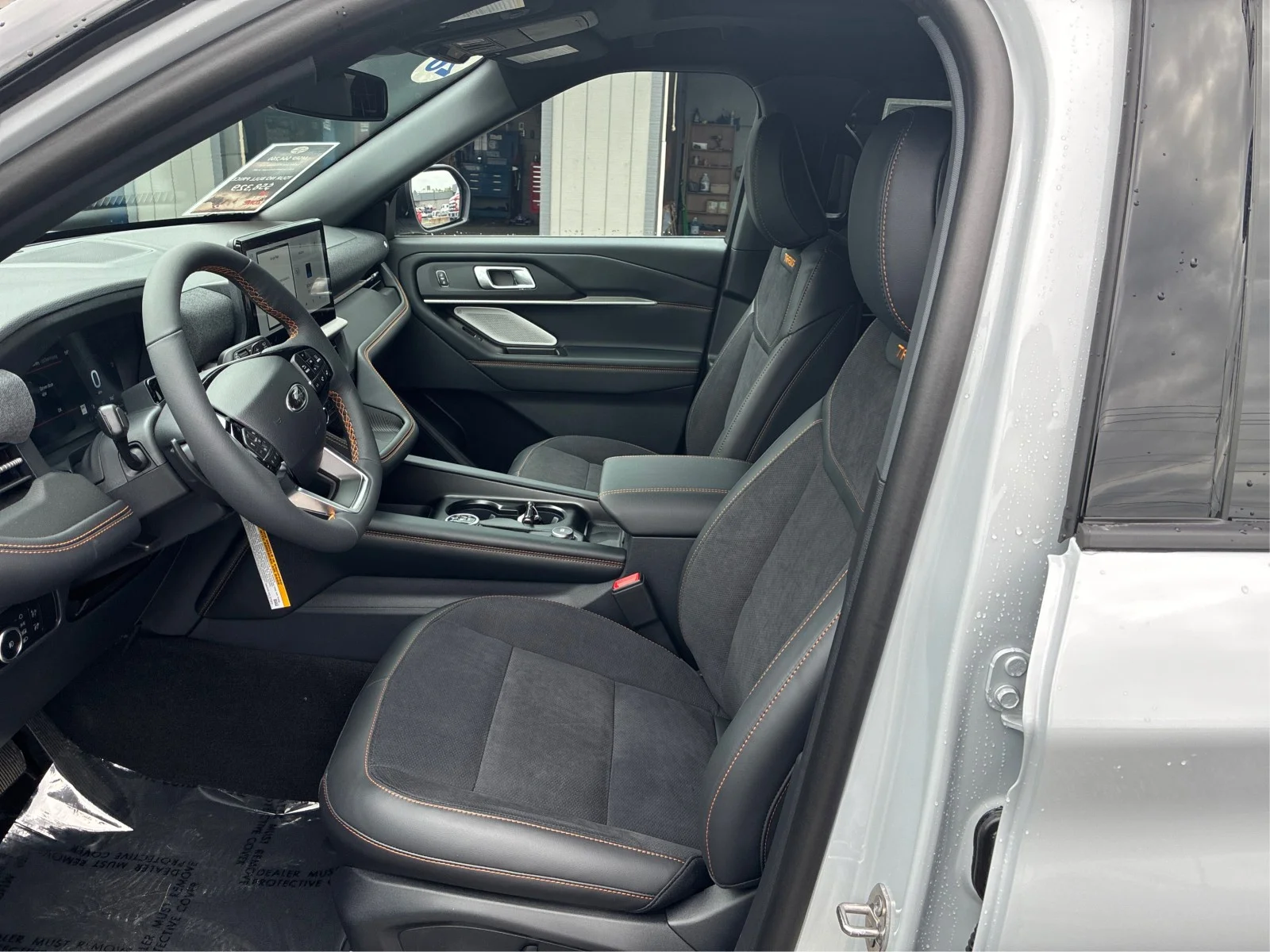 New 2026 Space White Metallic Ford Tremor® image 9
