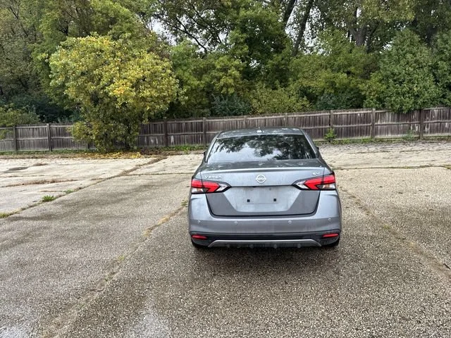 Used 2021 Gray Nissan 1.6 SV image 12