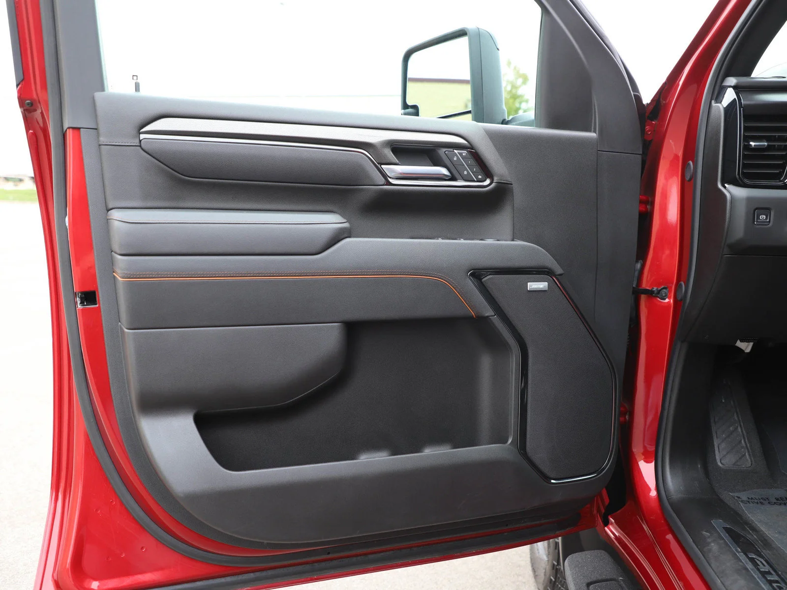 Used 2026 Volcanic Red Tintcoat GMC AT4 image 18
