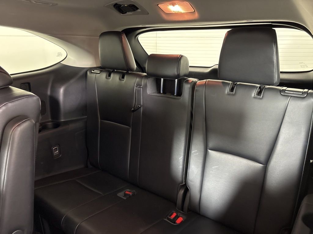 Used 2023 Silver Toyota L image 23