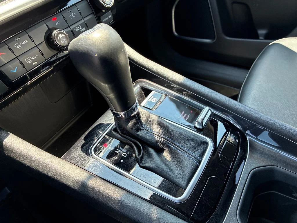 Used 2022 Gray Jeep Latitude image 11