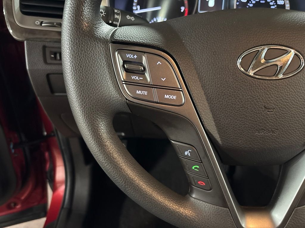 Used 2018 Red Hyundai 2.4 Base image 14