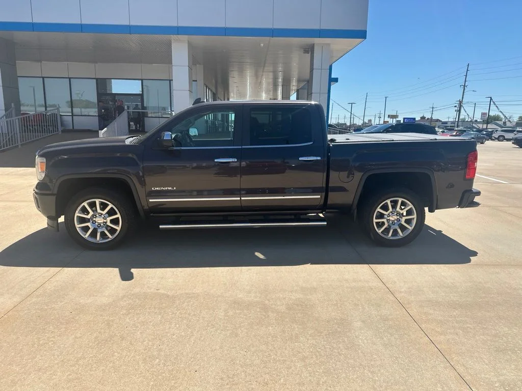 Used 2015 Gray GMC Denali image 34