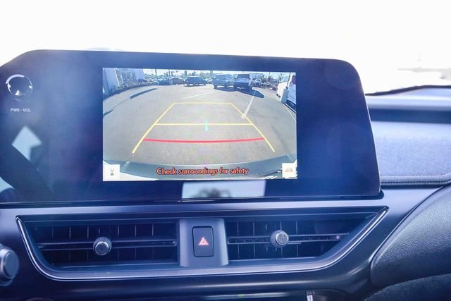 2026 Lexus UX Hybrid 300h Premium - Photo 32