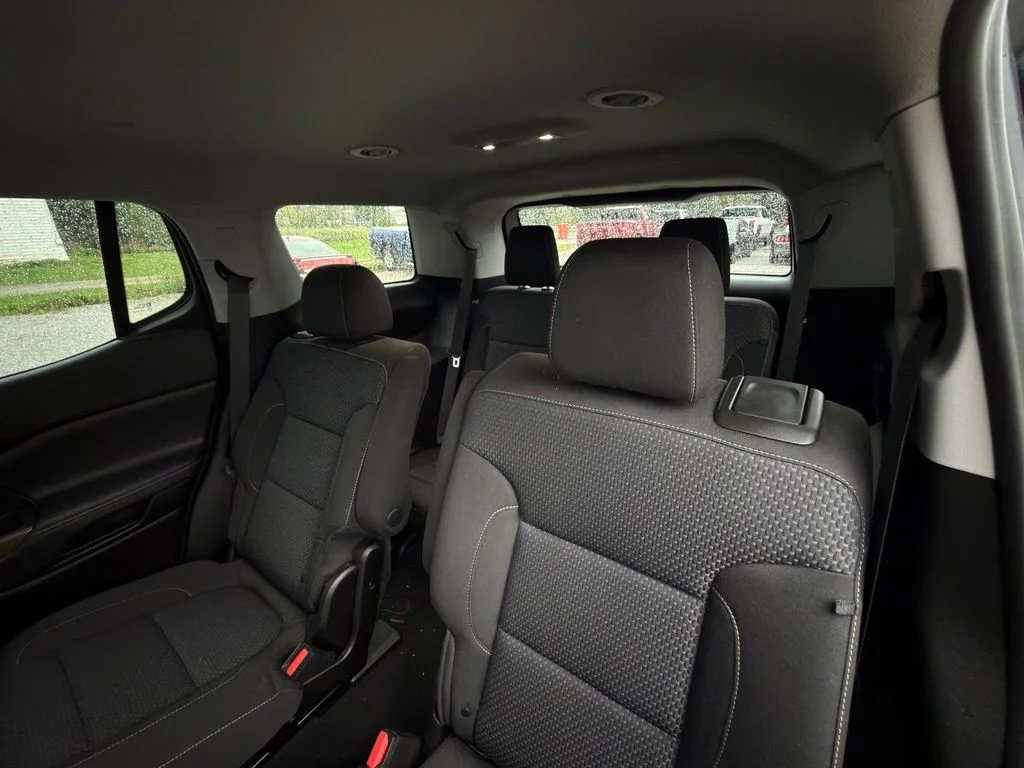 Used 2022 Blue GMC SLE image 12