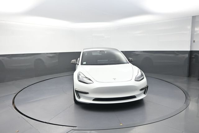 Used 2022  Tesla Long Range image 26