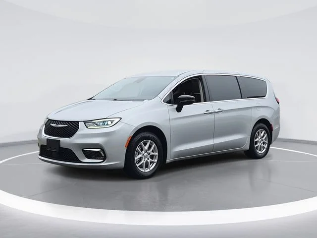 Used 2024 Silver Chrysler Touring L image 1
