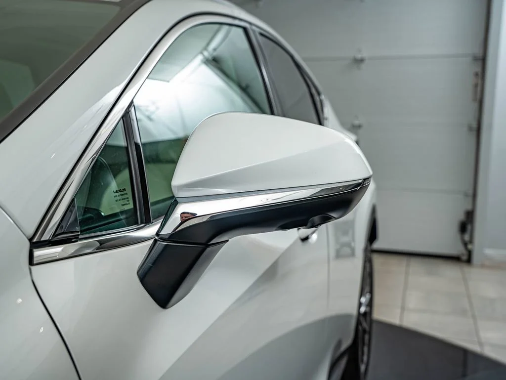 Certified Used 2026 WHITE NOVA GLASS FLAKE Lexus 350 Luxury image 9