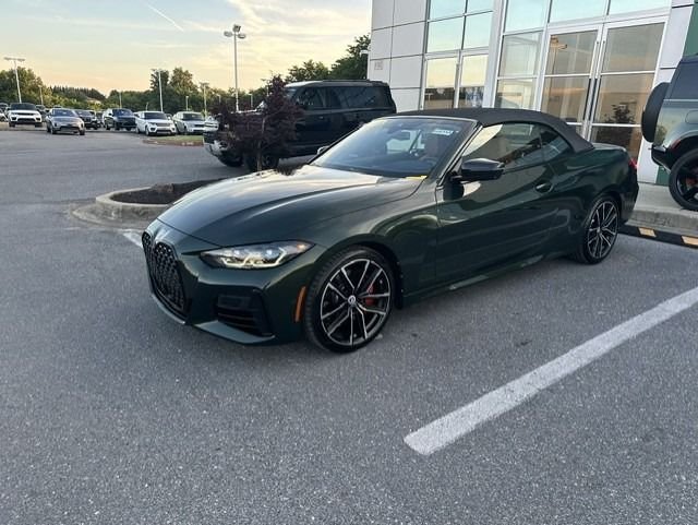 2023 BMW 4 Series M440i Convertible xDrive's photo