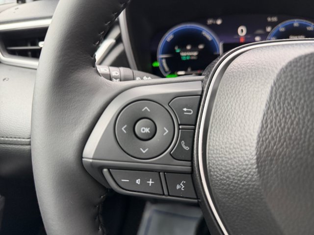 New 2026 Sonic Silver with Jet Black roof <sup>1</sup> Toyota  XSE image 20