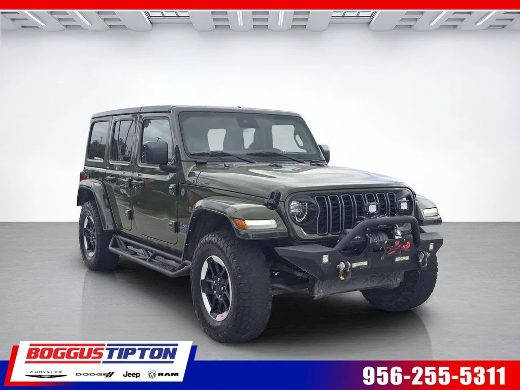 Used 2024 Green Jeep Sport S 4xe image 1