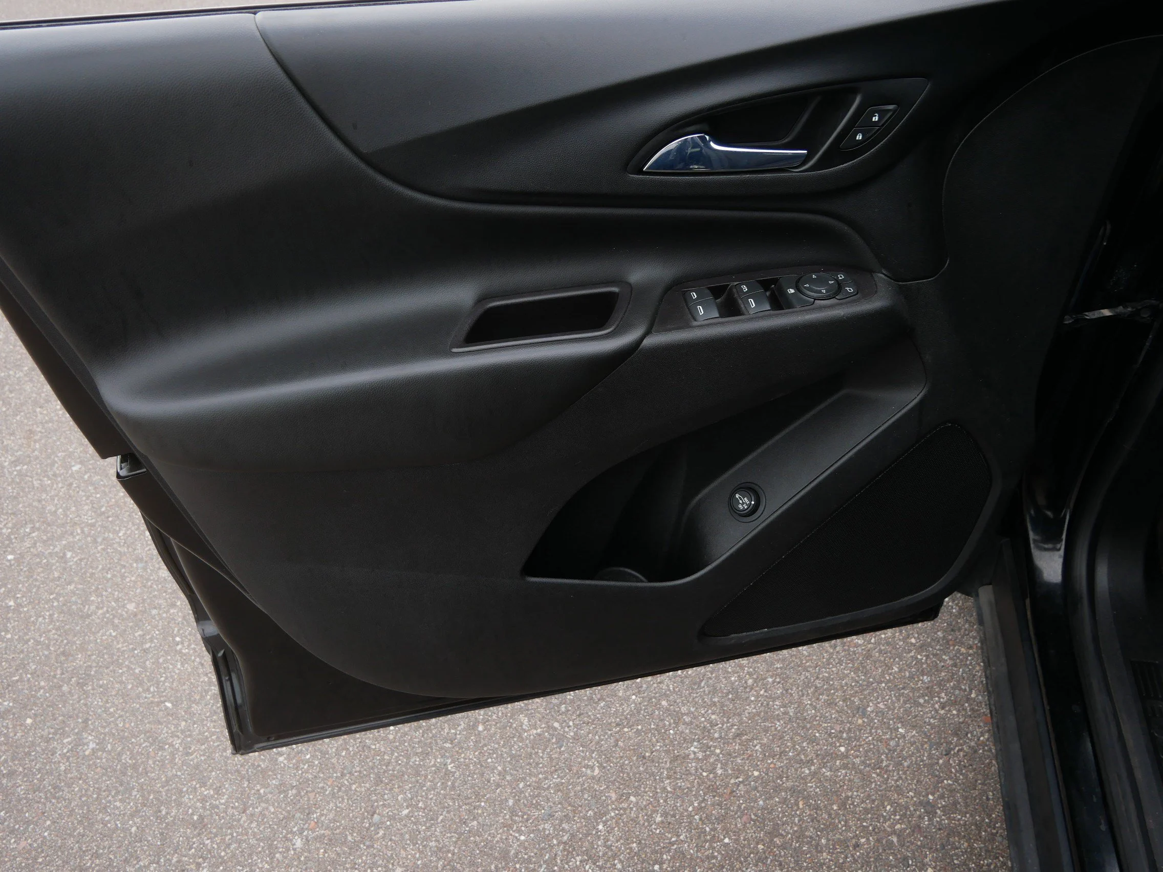 Used 2021 Mosaic Black Metallic Chevrolet LT image 20