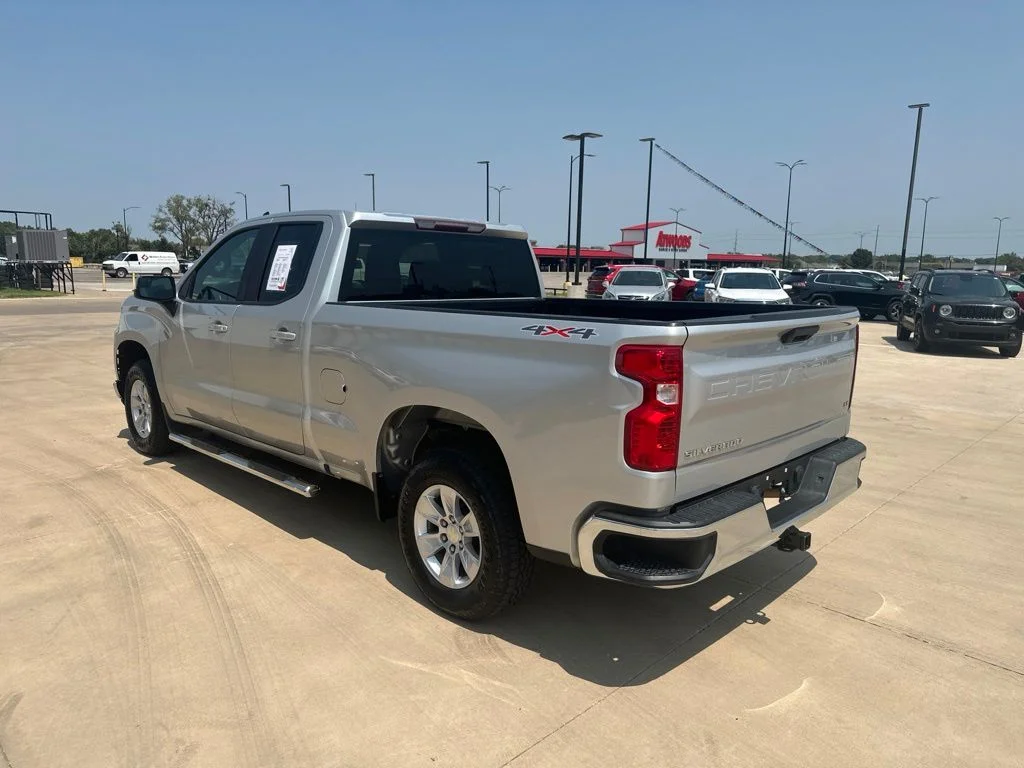Used 2020 Silver Chevrolet LT image 28