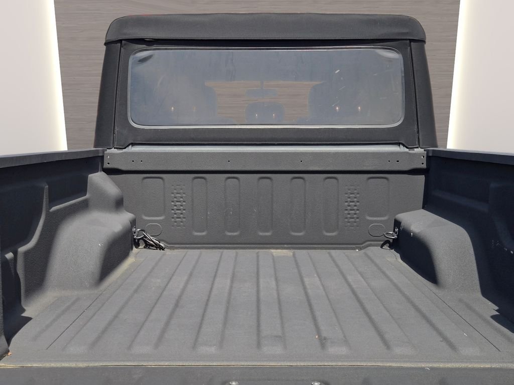 Used 2020 Gray Jeep Sport image 12
