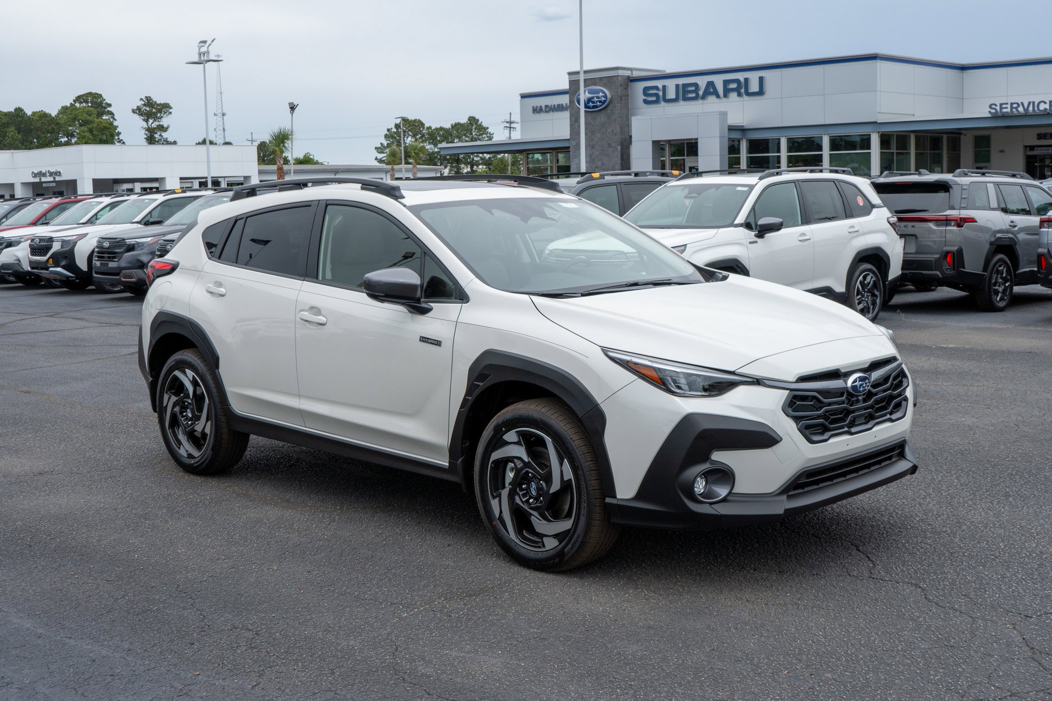 New 2026 CRYSTAL WHITE PEARL Subaru Limited Hybrid image 1