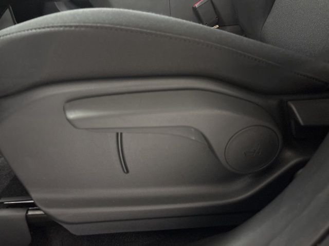Certified Used 2026 Gray Hyundai SE image 7